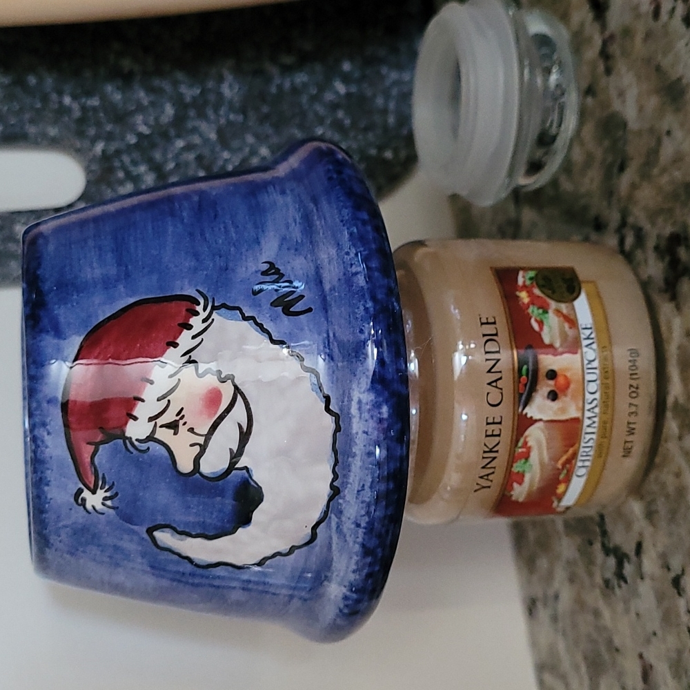 Yankee Candle Christmas Cupcake & Santa Moon Jar Shade Set